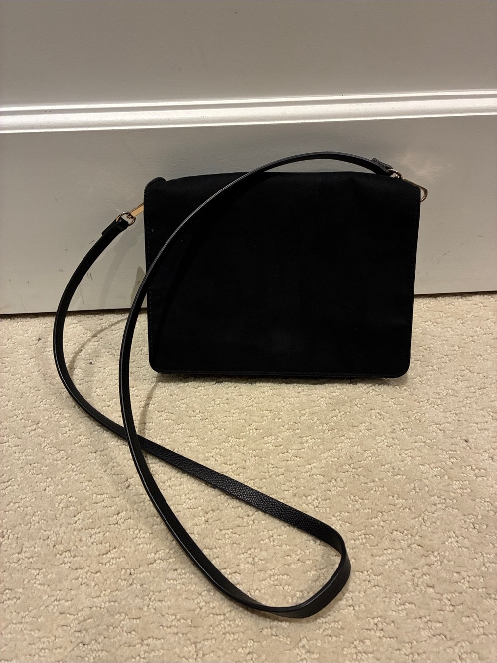 H&M Black Faux Suede Flap Crossbody Bag Gold Hardware 👵MT